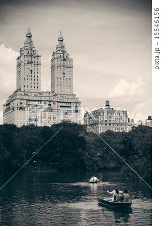 Central Park Spring 15546156