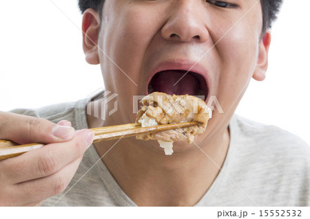 食べる 食べる 15552532
