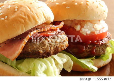 ハンバーガー 15553047