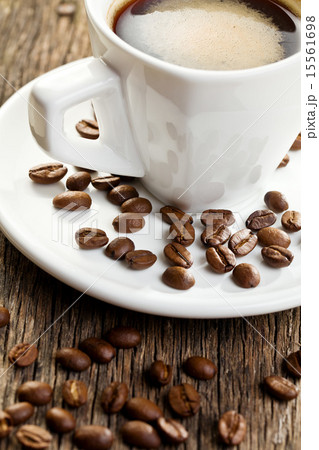 cup of espresso with coffee beans 15561698