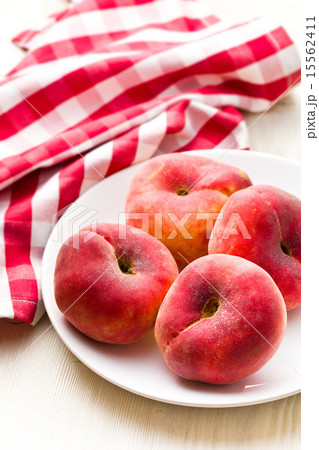 flat peaches flat peaches 15562411