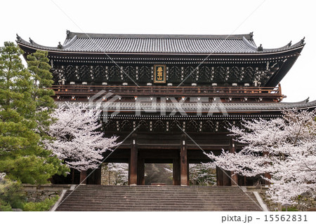 くろ谷　金戒光明寺　山門 15562831