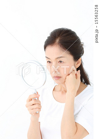 スキンケア・女性 15563258