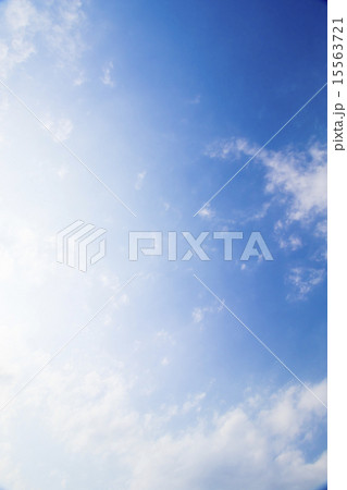 青い空と雲 青い空と雲 15563721