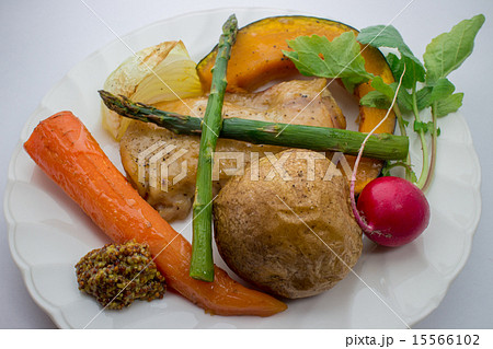 丸焼き野菜とチキンステーキ 15566102