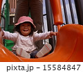 すべりだいに挑む少女 15584847