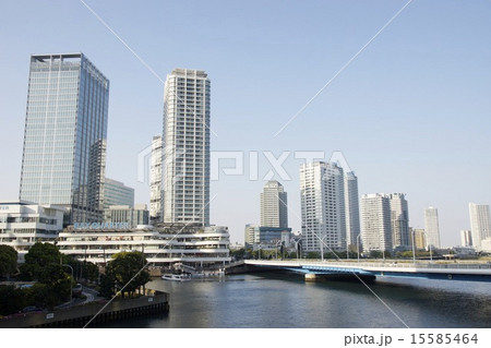 横浜東口 15585464