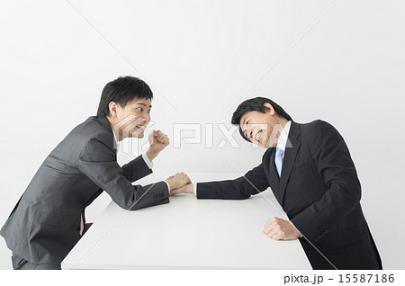 腕相撲 腕相撲 15587186