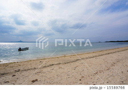 備瀬の砂浜 15589766