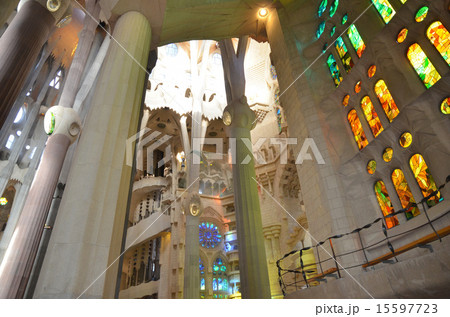 サクラダ・ファミリア 15597723