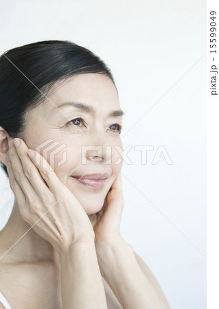 50代女性 50代女性 15599049