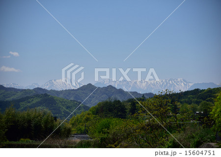 長野県麻績村から見た北アルプス 長野県麻績村から見た北アルプス 15604751