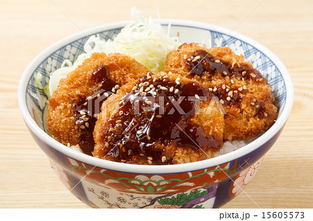 ヒレカツソースカツ丼 15605573