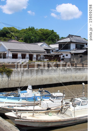 松合地区 仲西の船泊りと町並み 松合地区 仲西の船泊りと町並み 15609298