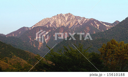 伯耆富士　大山　早朝の東壁 15610188
