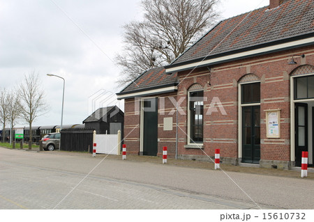 オランダ・ホールンの保存鉄道の中間駅 15610732