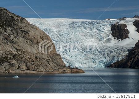 Glacier in Greenland 15617911