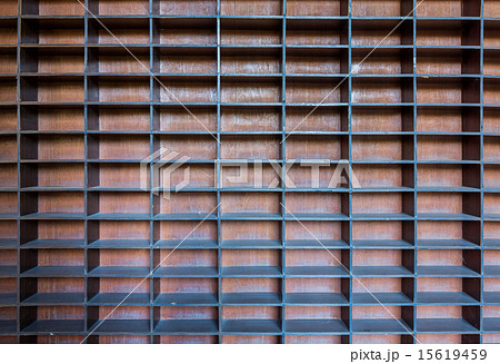 Old wood shelf 15619459