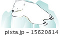 寝そべるシロクマと氷山 15620814