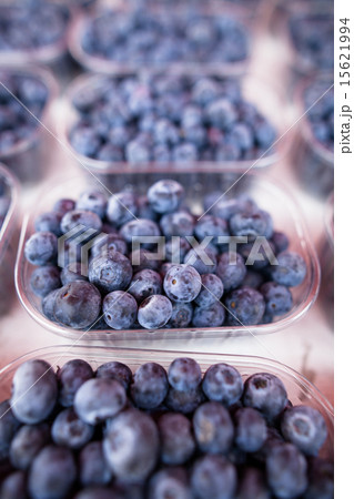 Blueberries 15621994