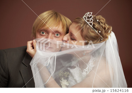 Funny bride and groom Funny bride and groom 15624116