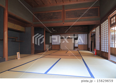 岡山県高梁市「吹屋」(重要伝統的建造物群保存地区)旧片山家住宅の座敷 岡山県高梁市「吹屋」(重要伝統的建造物群保存地区)旧片山家住宅の座敷 15629659