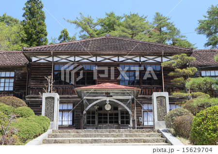 岡山県高梁市「吹屋」(重要伝統的建造物群保存地区)「高梁市立吹屋小学校」(2011年度末廃校) 岡山県高梁市「吹屋」(重要伝統的建造物群保存地区)「高梁市立吹屋小学校」(2011年度末廃校) 15629704
