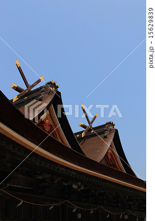 吉備津神社 本殿と拝殿 吉備津造 比翼入母屋造 の写真素材