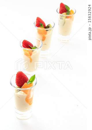 デザート 15632924