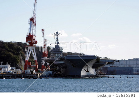 空母　ジョージ・ワシントン　アメリカ海軍 航空母艦 （ 横須賀港 ） 15635591