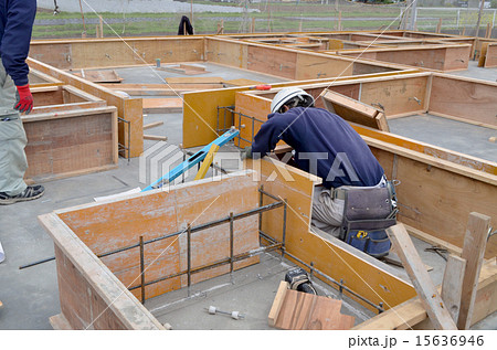 型枠工事 15636946