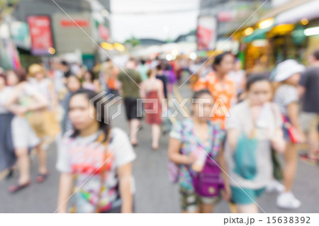 Blur of tourists shopping in Chatuchak market 15638392