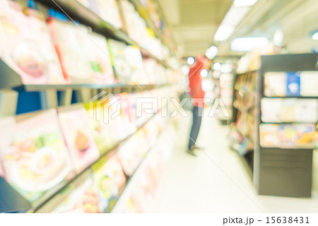 Blurred background in book shopping mall 15638431