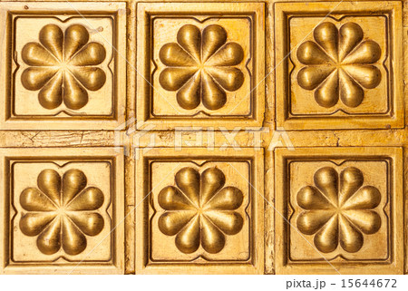 Yellow gold texture background on the wall Yellow gold texture background on the wall 15644672