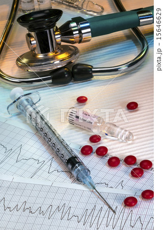 Heart Attack - Emergency Injection of Adrenaline 15646629