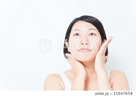 女性 スキンケアイメージ 女性 スキンケアイメージ 15647658