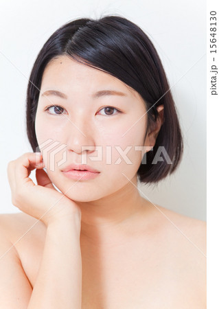 女性　スキンケアイメージ 15648130