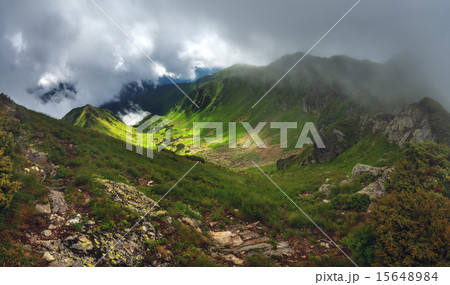 mountain mountain 15648984