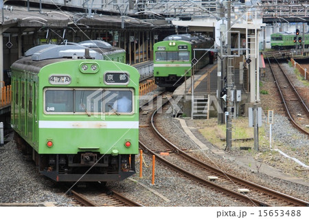 奈良線103系（3本並び） 15653488