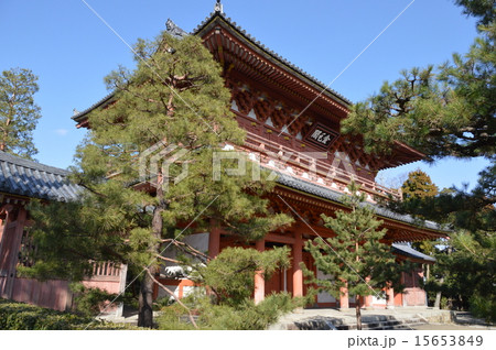 大徳寺の三門「金毛閣」（京都府京都市北区紫野大徳寺町） 15653849