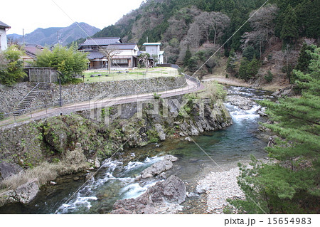 生野銀山の町並み/姫宮神社付近のトロッコ軌道跡と市川 生野銀山の町並み/姫宮神社付近のトロッコ軌道跡と市川 15654983