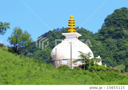 ラクダ山の仏舎利塔 15655115