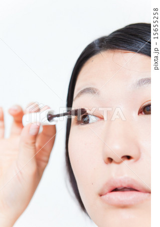 女性　マスカラ 15655258