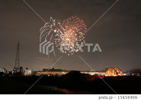 川口市・たたら祭り花火 15656906