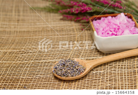Lavender flower in wooden spoon sea salt Lavender flower in wooden spoon sea salt 15664358