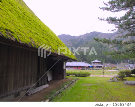 鯖街道、道の駅「名田庄(なたしょう)」にある茅葺き民家 鯖街道、道の駅「名田庄(なたしょう)」にある茅葺き民家 15665434