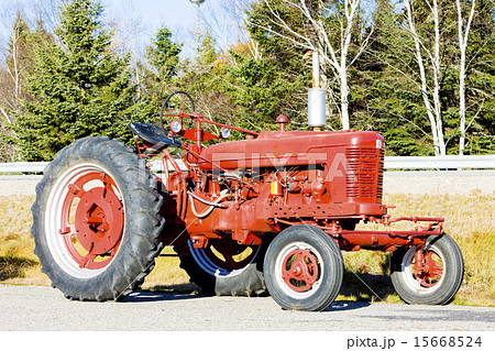 tractor near Jonesboro, Maine, USA 15668524