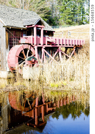 grist mill near Guilhall, Vermont, USA grist mill near Guilhall, Vermont, USA 15668559