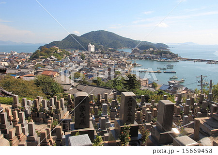 医王寺太子殿から望む鞆の浦 医王寺太子殿から望む鞆の浦 15669458
