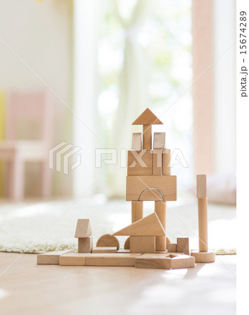 積み木 積み木 15674289